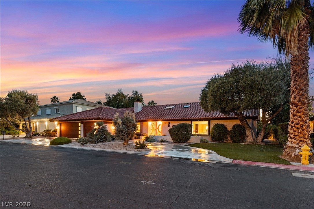 812 Trotter Circle