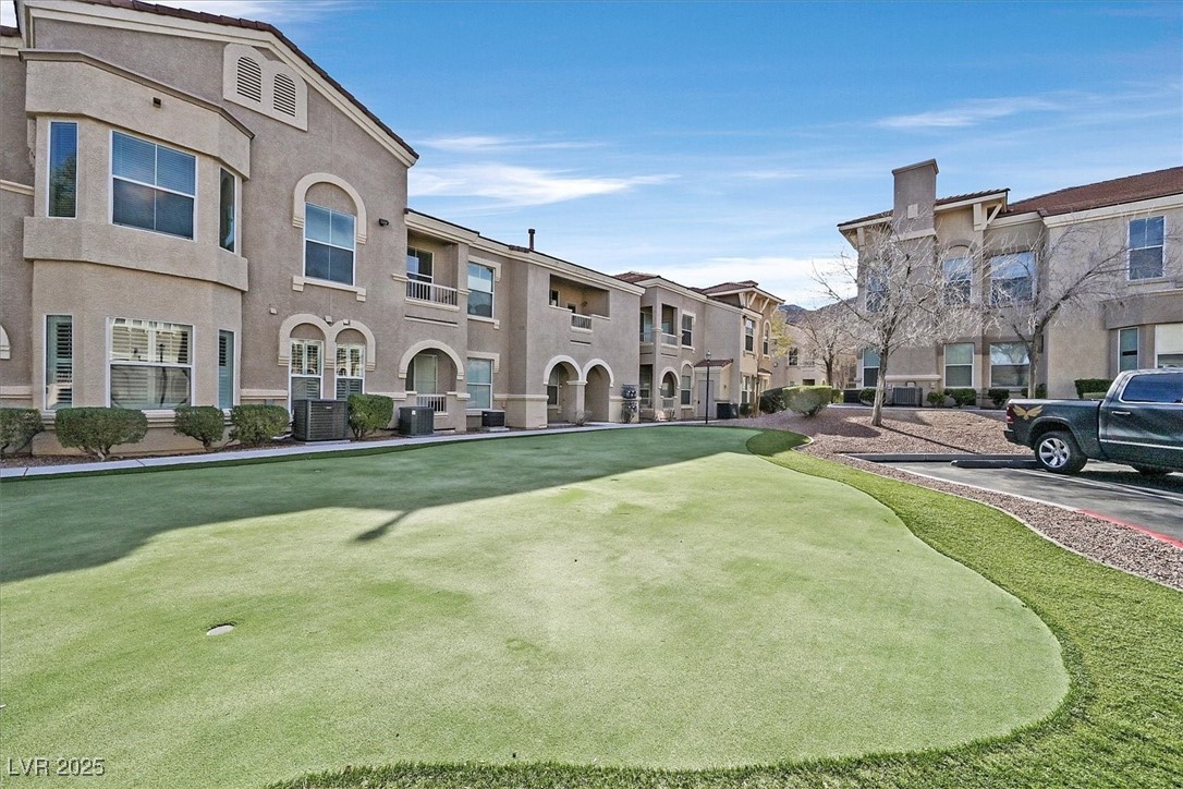 Las Vegas, Nevada 89129, United States, 2 Bedrooms Bedrooms, ,2 BathroomsBathrooms,Residential,Active,239732