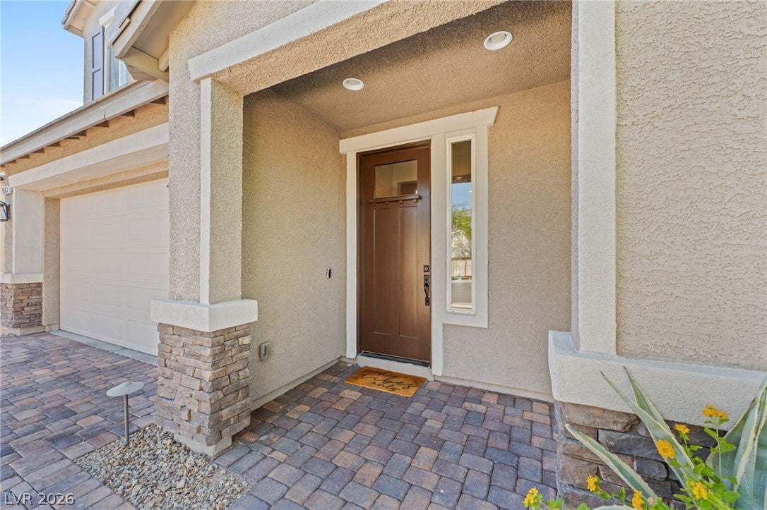 9163 Fairview Heights Street