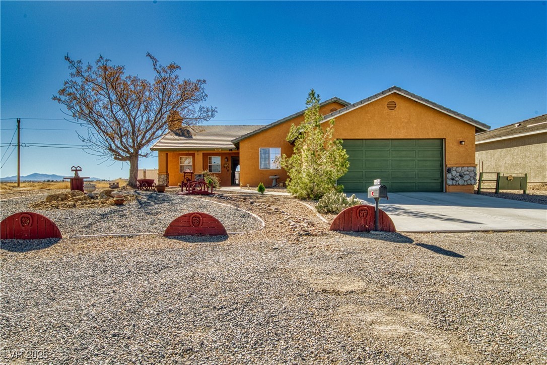 3424 Mount Charleston Drive, Pahrump, Nevada image 2