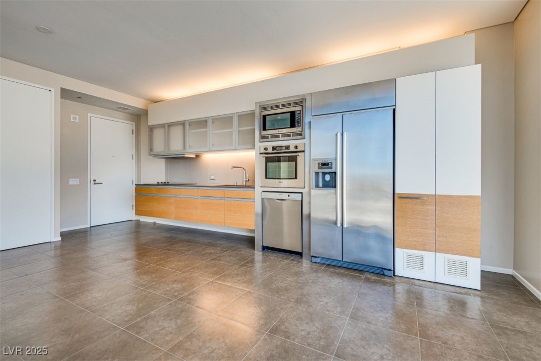 3722 Las Vegas Boulevard 1407