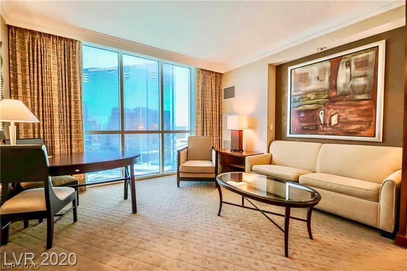 135 E Harmon Avenue 1703