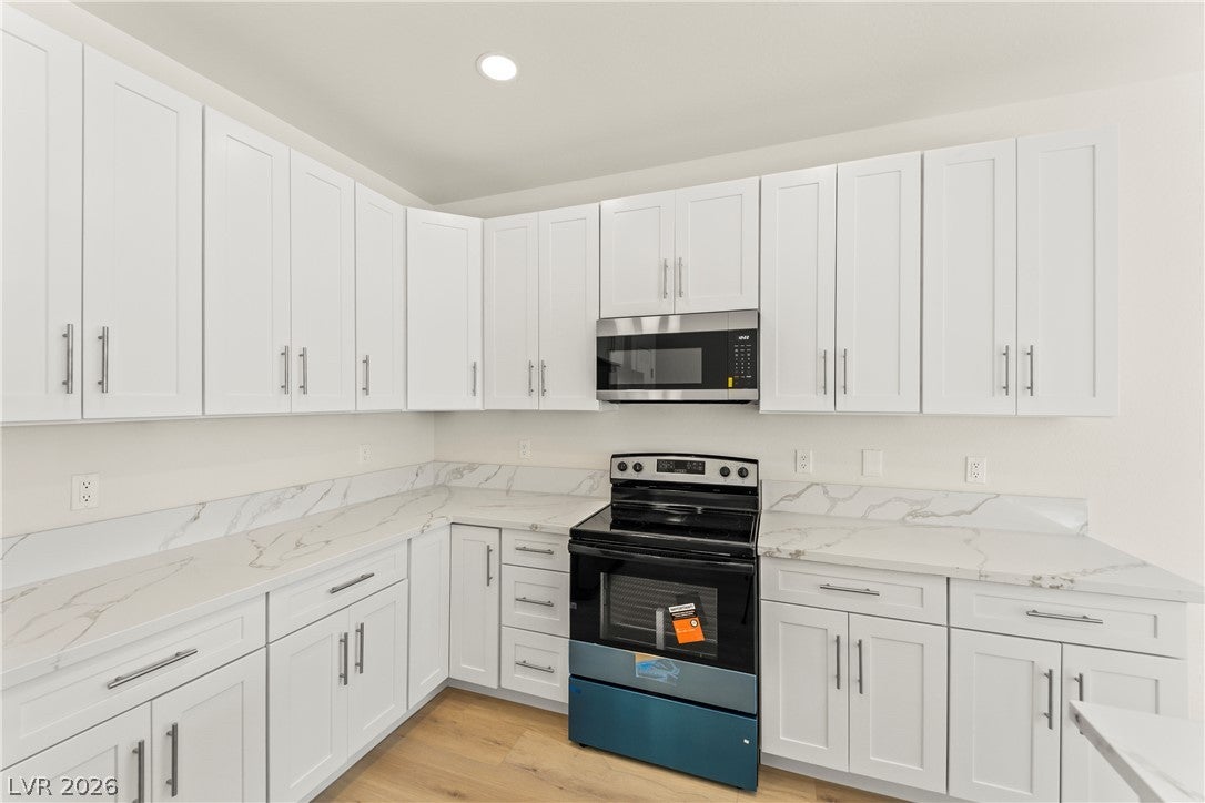 7448 Chipping Sparrow Street