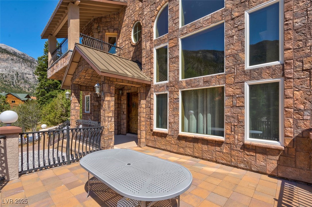 264 Crestview Drive