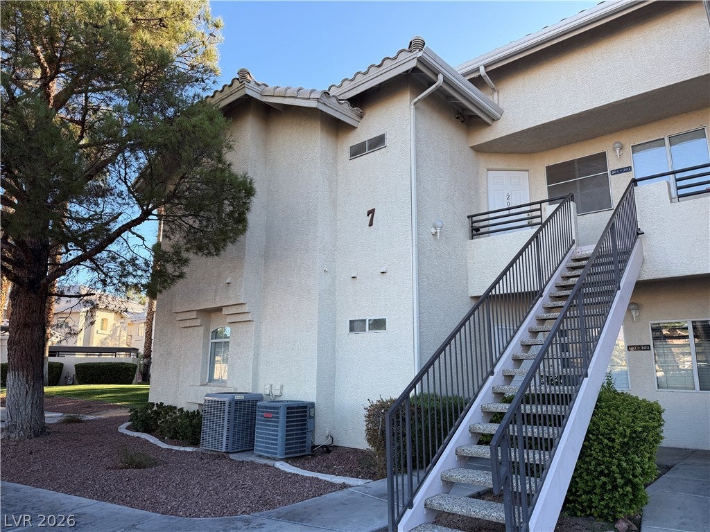 3320 S Fort Apache Road 201