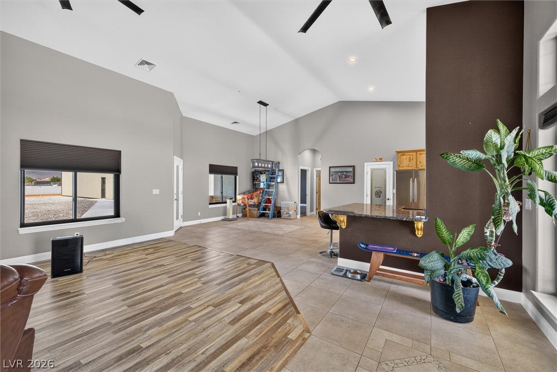 200 E Ember Street