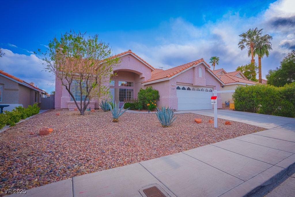 1309 Misty View Court, North Las Vegas, Nevada image 3