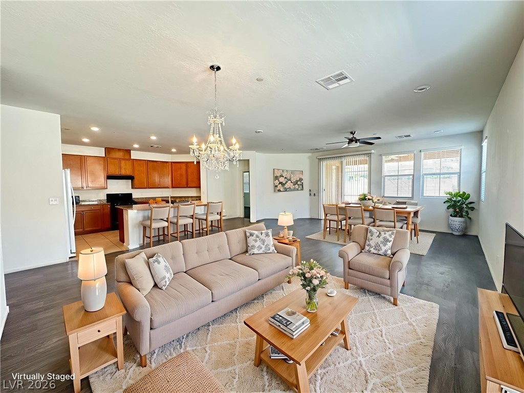 2503 VENAROTTA Street