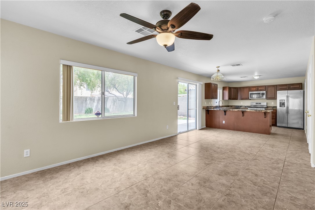 682 E Sole Addiction Avenue, Las Vegas, Nevada image 11