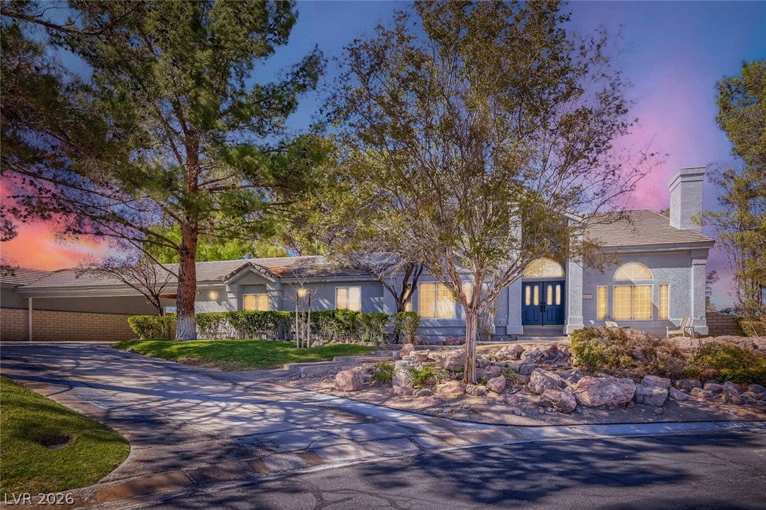 8415 Del Vista Court