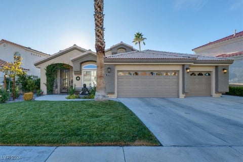 Photo of 2721 Crystal Beach Drive, Las Vegas, NV 89128 (MLS # 2635112)