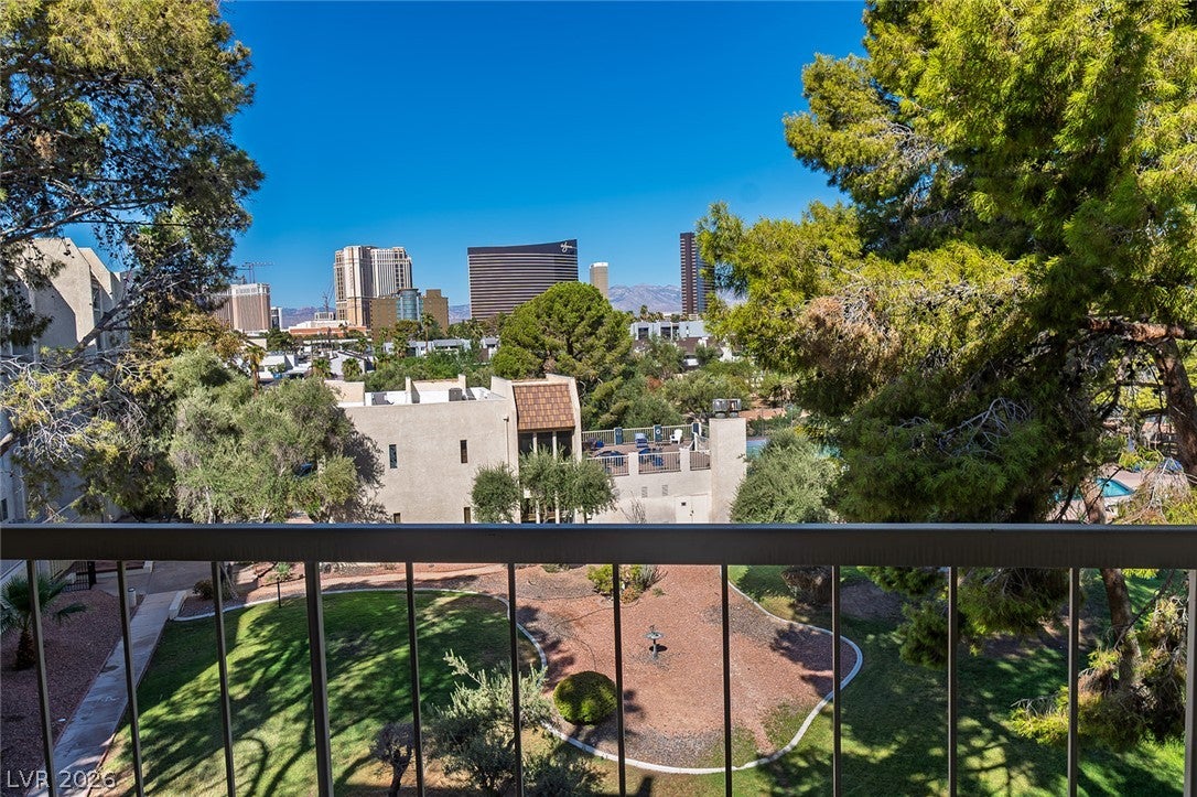 Properties 4 750 S Royal Crest Circle 342