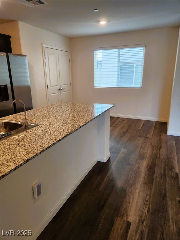 7010 Crimson Shadow Street