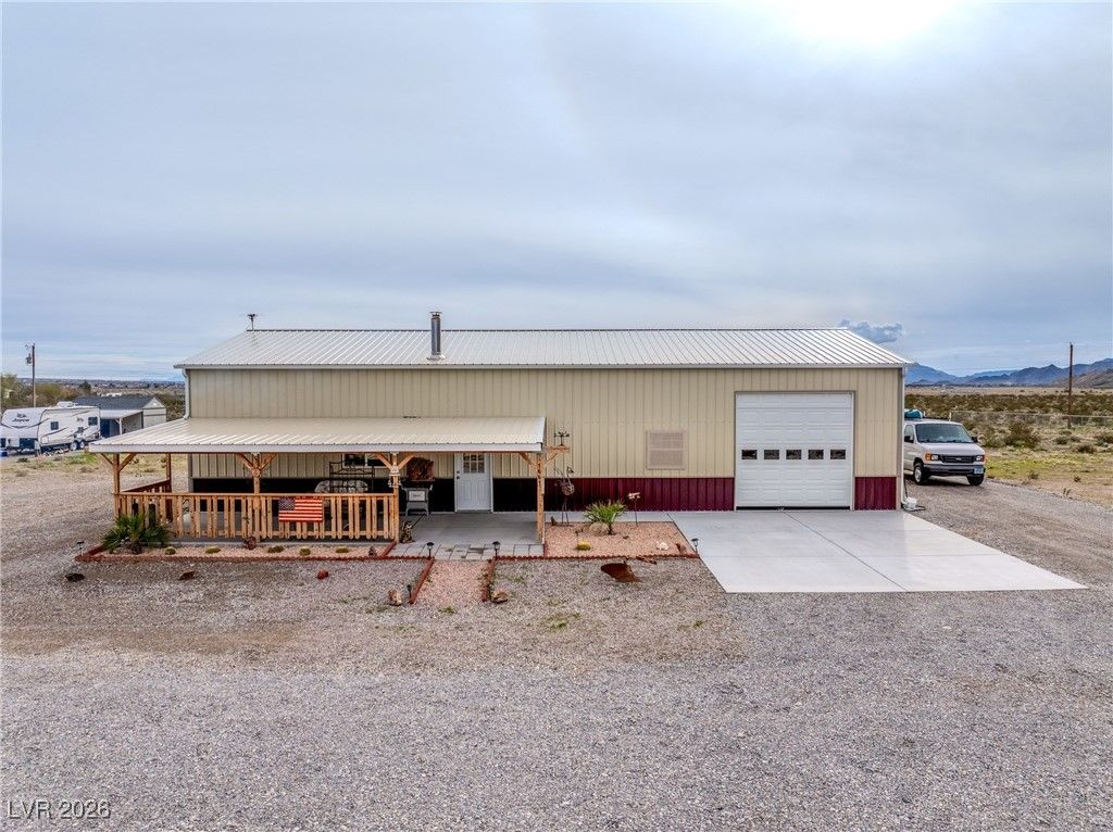 Photo of 1661 W Duck Street, Pahrump, NV 89060 (MLS # 2744111)