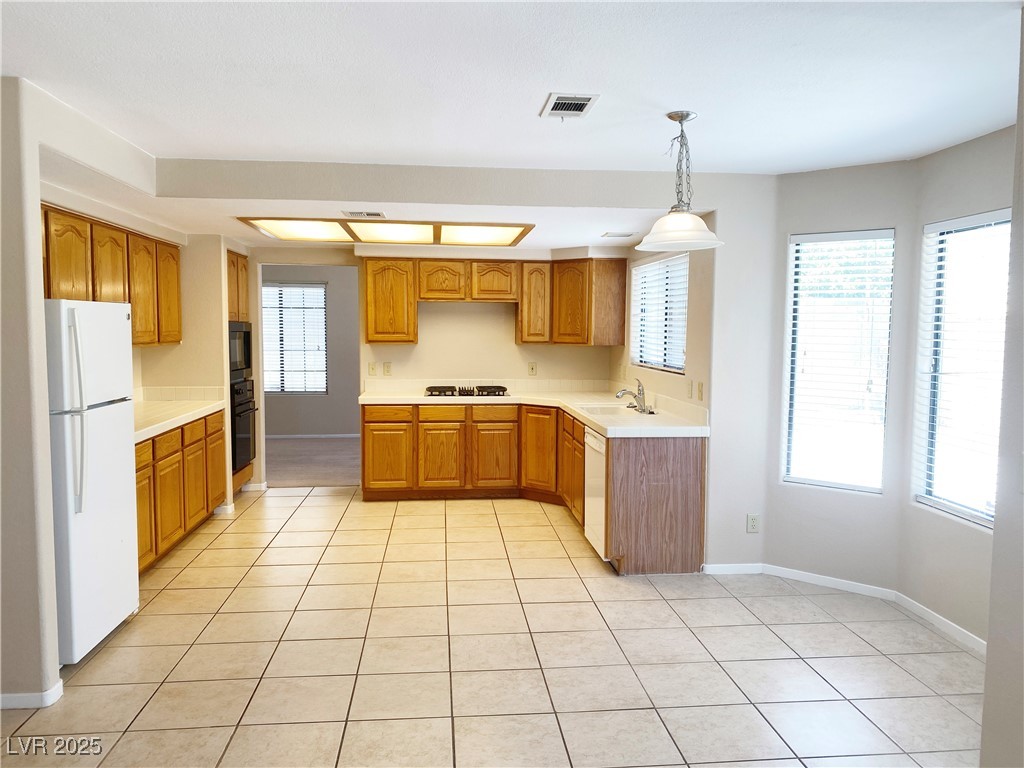 8432 Apple Hill Court, Las Vegas, Nevada image 9