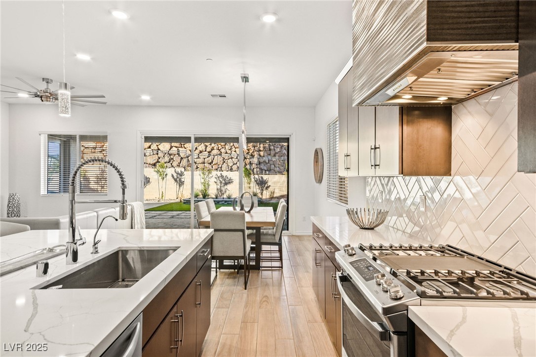 52 Reverie Heights Avenue, Henderson, Nevada image 16