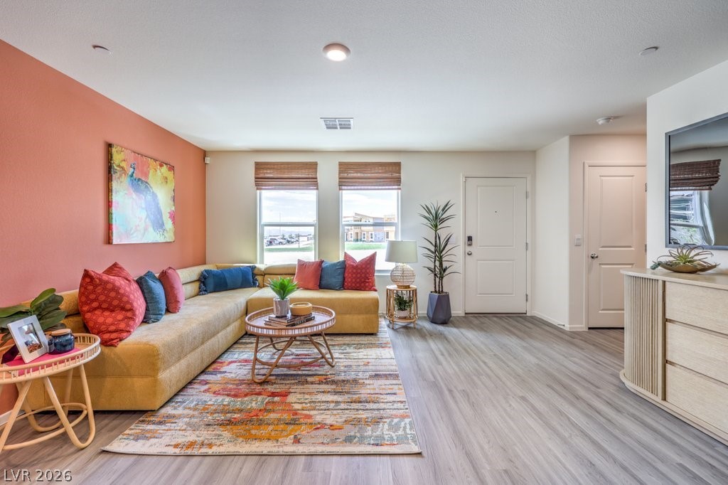 7372 Sylvia Springs Street