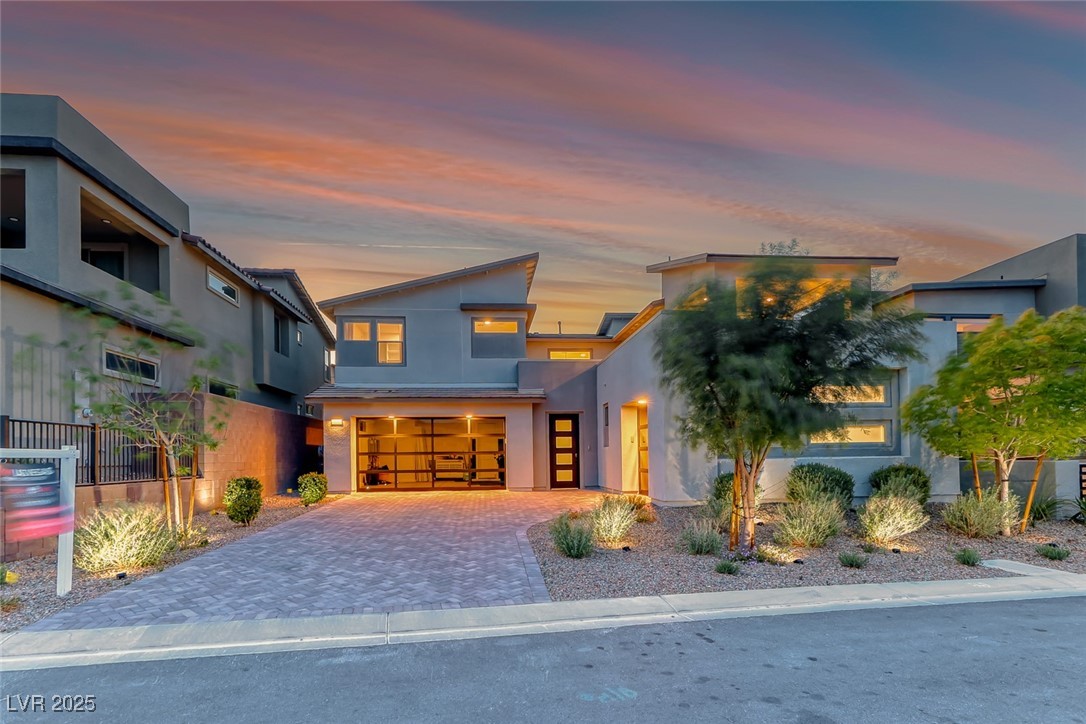 365 Crown Mesa Avenue