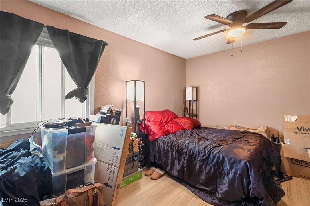 Las Vegas, Nevada 89121, United States, 4 Bedrooms Bedrooms, ,3 BathroomsBathrooms,Residential,Active,98658