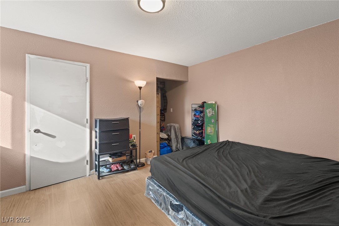 Las Vegas, Nevada 89121, United States, 4 Bedrooms Bedrooms, ,3 BathroomsBathrooms,Residential,Active,98658