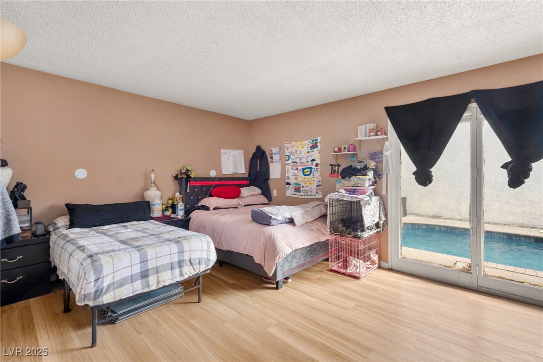 Las Vegas, Nevada 89121, United States, 4 Bedrooms Bedrooms, ,3 BathroomsBathrooms,Residential,Active,98658