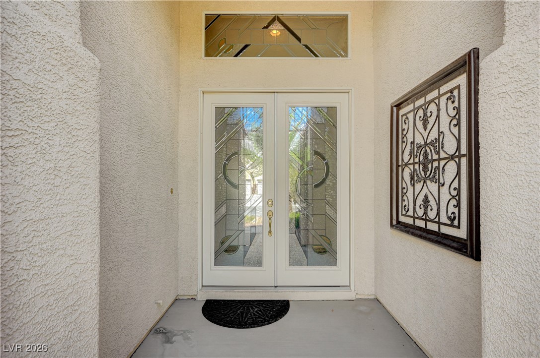 5669 Victoria Regina Avenue