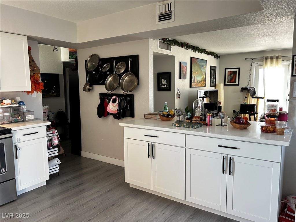 Properties 2 4404 Mayflower Lane