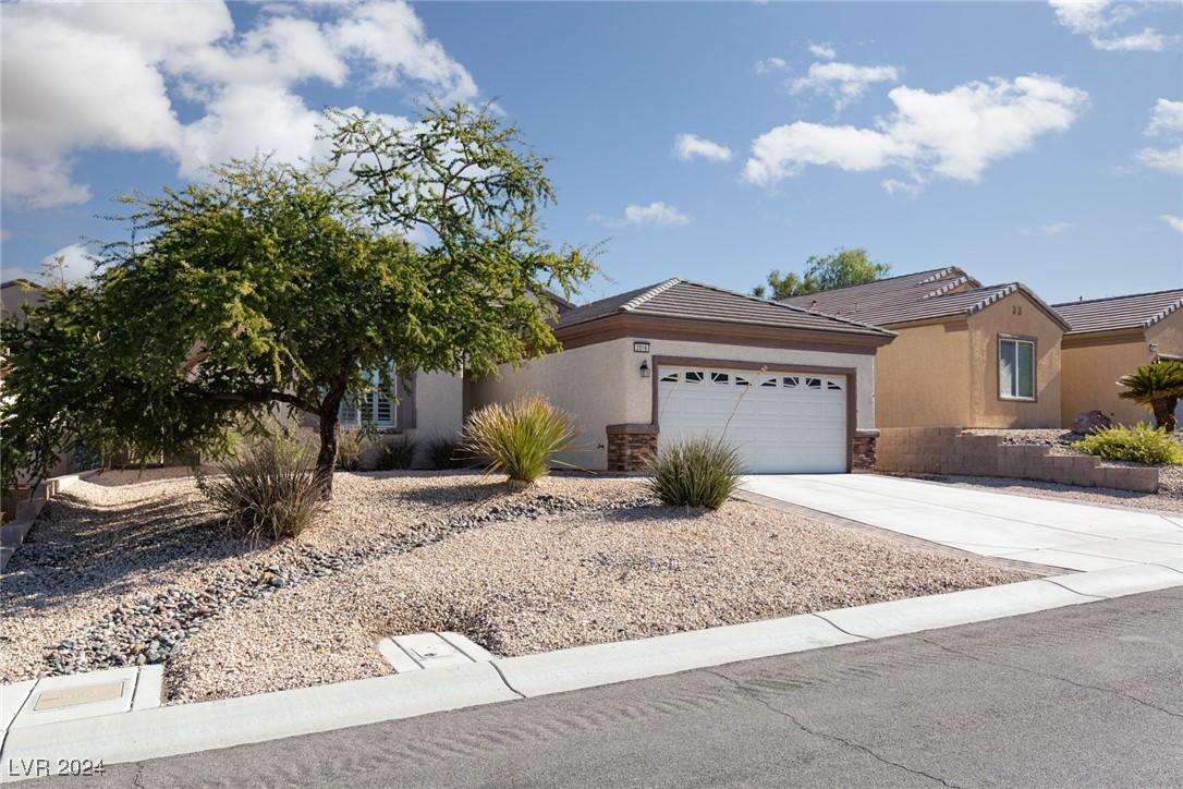 2516 Cosmic Dust Street, Henderson, Nevada image 2