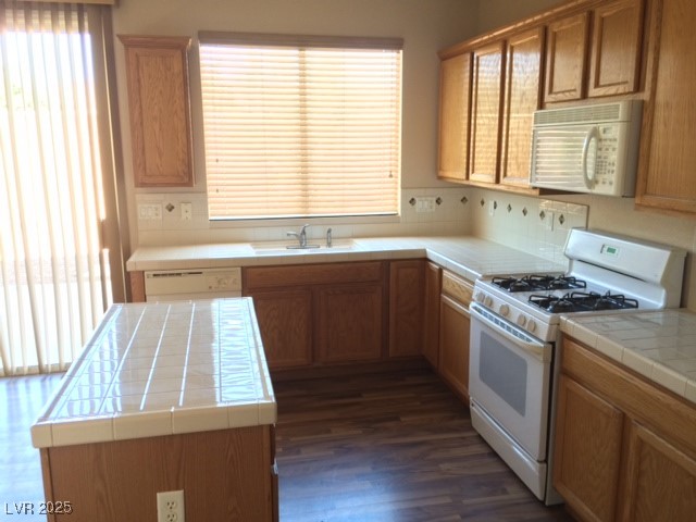 5789 Field Breeze Street