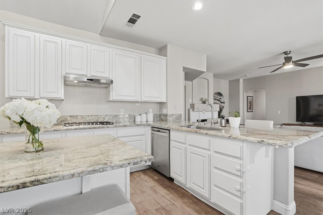 10240 Glen Ora Avenue