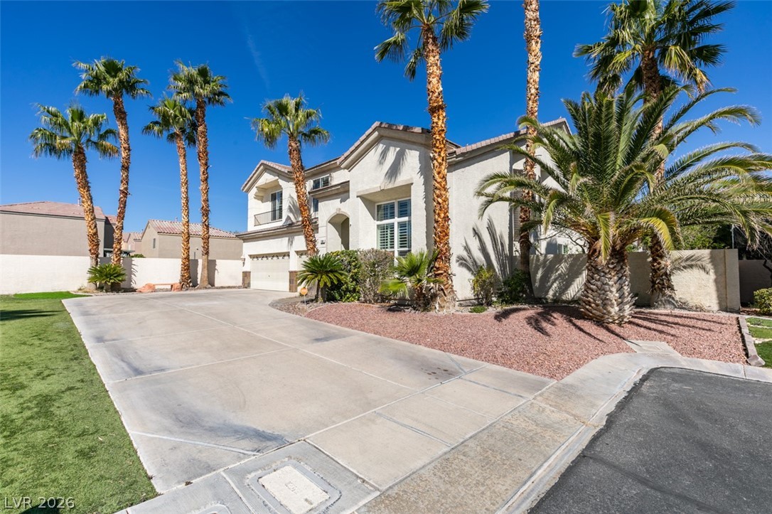 10 Gulf Pines Avenue