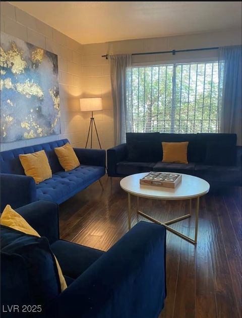 615 S Royal Crest Circle 8 Las Vegas NV 89169