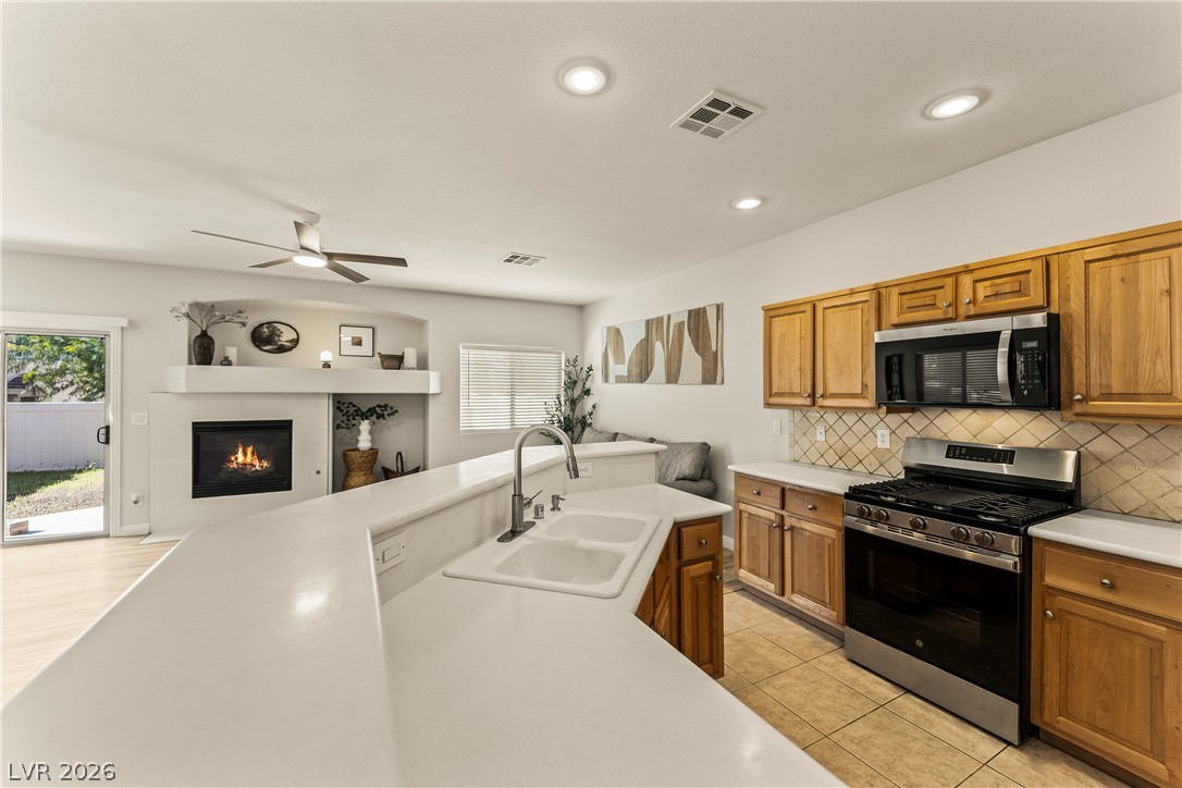 1099 Sheer Paradise Lane 3