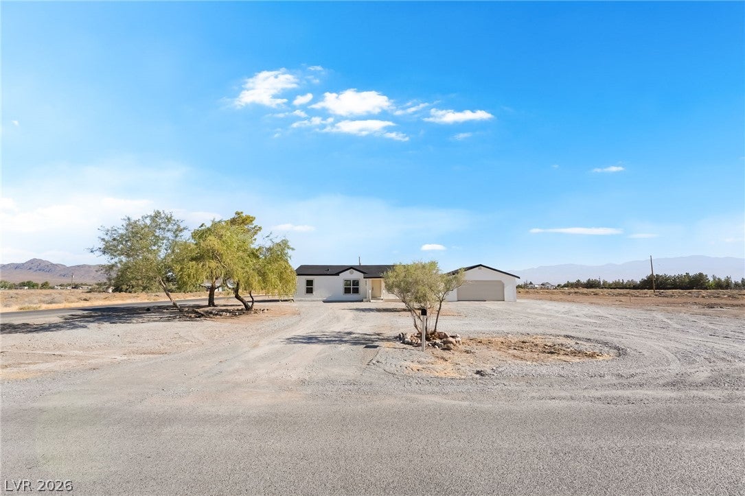3480 W Medicine Man Road