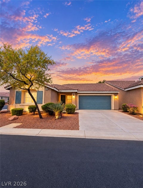 Townhouse For Rent - 5426 Golden Barrel Avenue<br/> Clark County, Las Vegas, NV 89141
