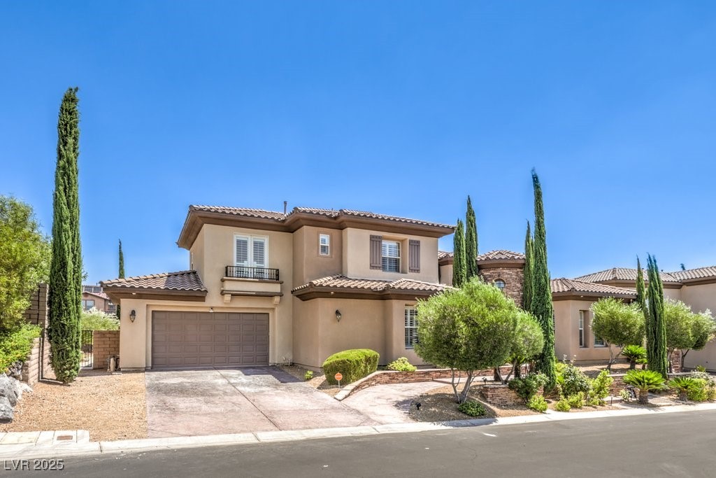 Properties 2 636 Chervil Valley Drive