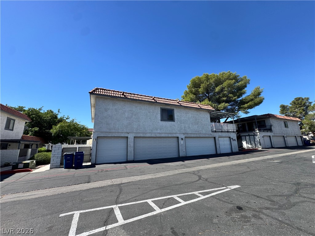 1016 Willow Tree Drive C
