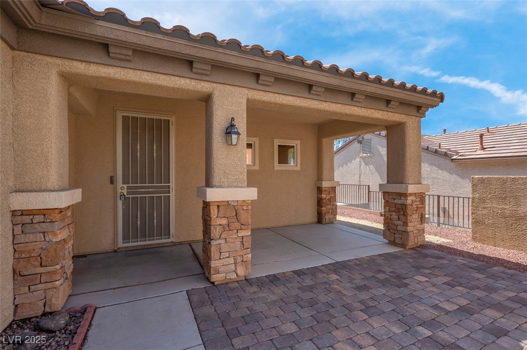 Properties 2 2144 Mountain City Street