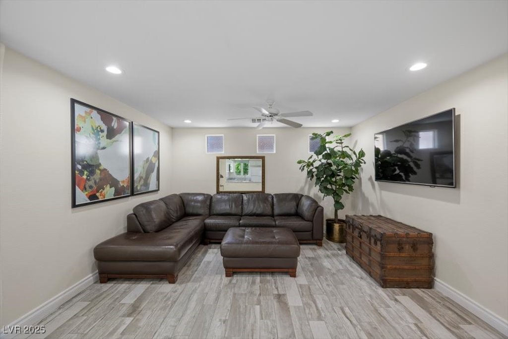 6729 Churnet Valley Avenue, Las Vegas, Nevada image 5