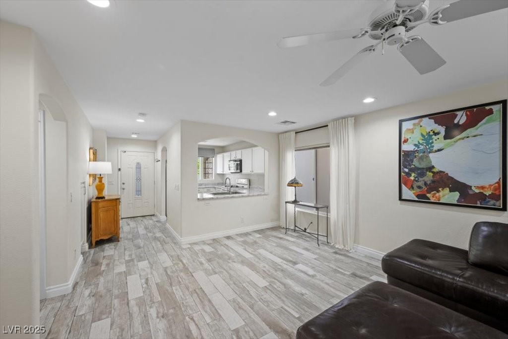 6729 Churnet Valley Avenue, Las Vegas, Nevada image 6