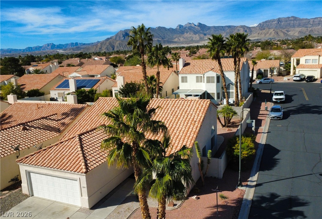 5525 Desert Valley Drive