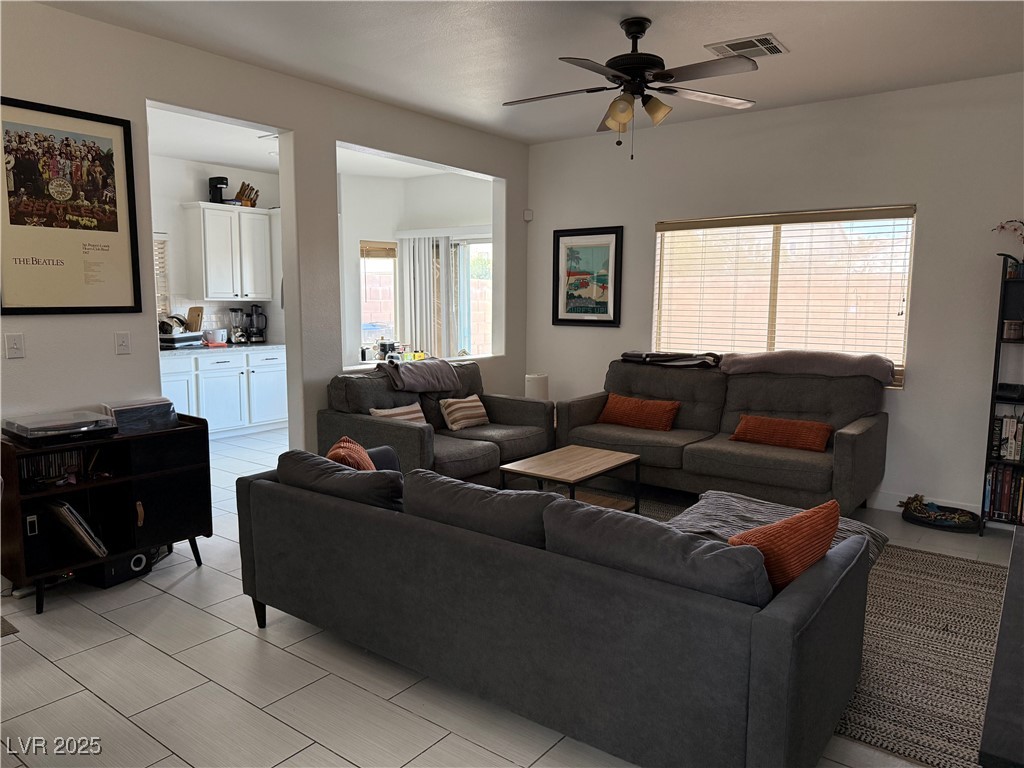 3844 Hollycroft Drive