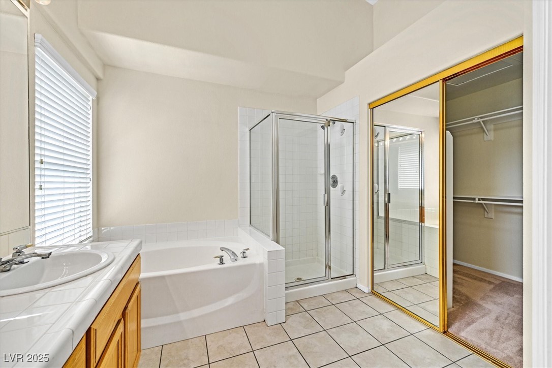 Henderson, Nevada 89012, United States, 4 Bedrooms Bedrooms, ,3 BathroomsBathrooms,Residential,Active,213312