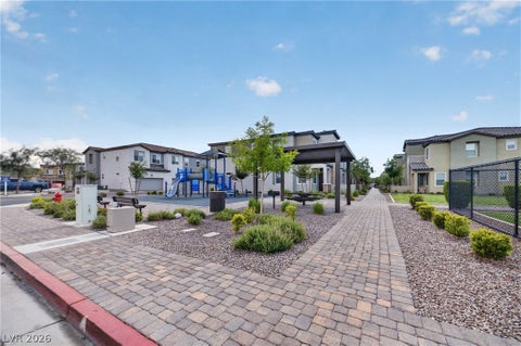 Tiny photo for 826 Royal Beekman Street, Henderson, NV 89011 (MLS # 2800389)