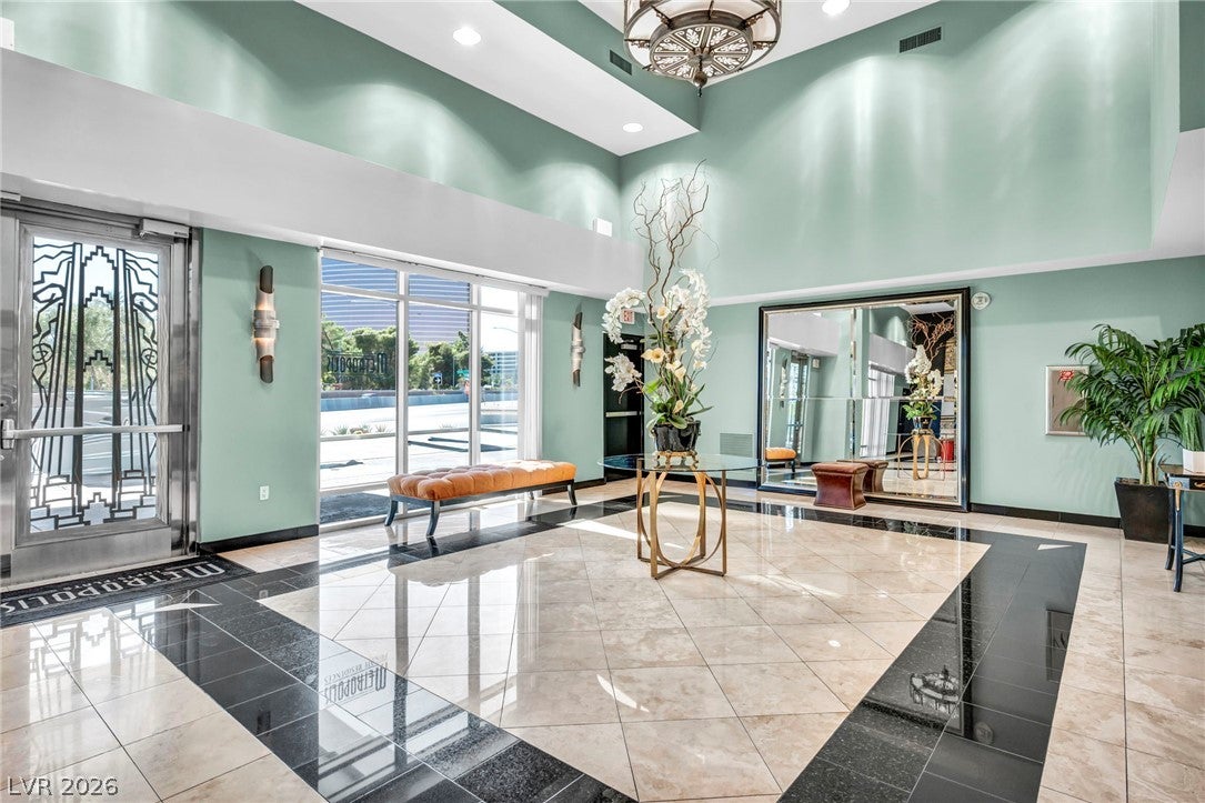 360 E Desert Inn Road 509