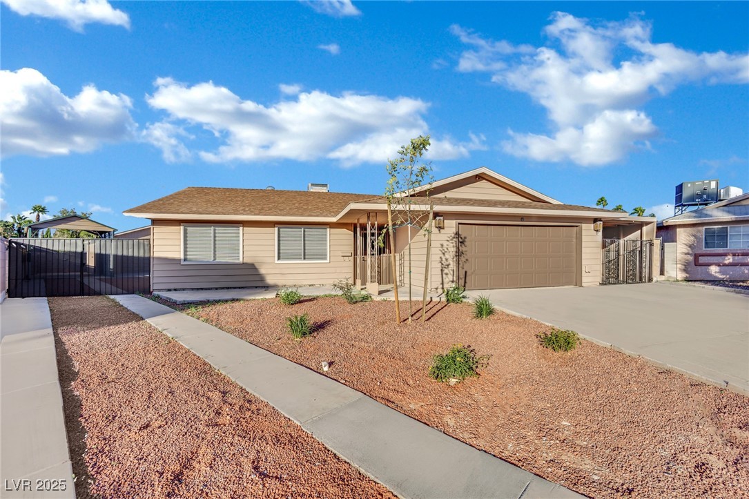 4458 El Quinta Court