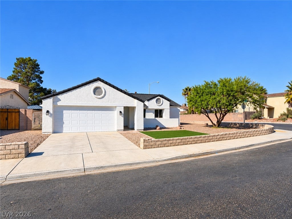 7157 Sixshooter Drive
