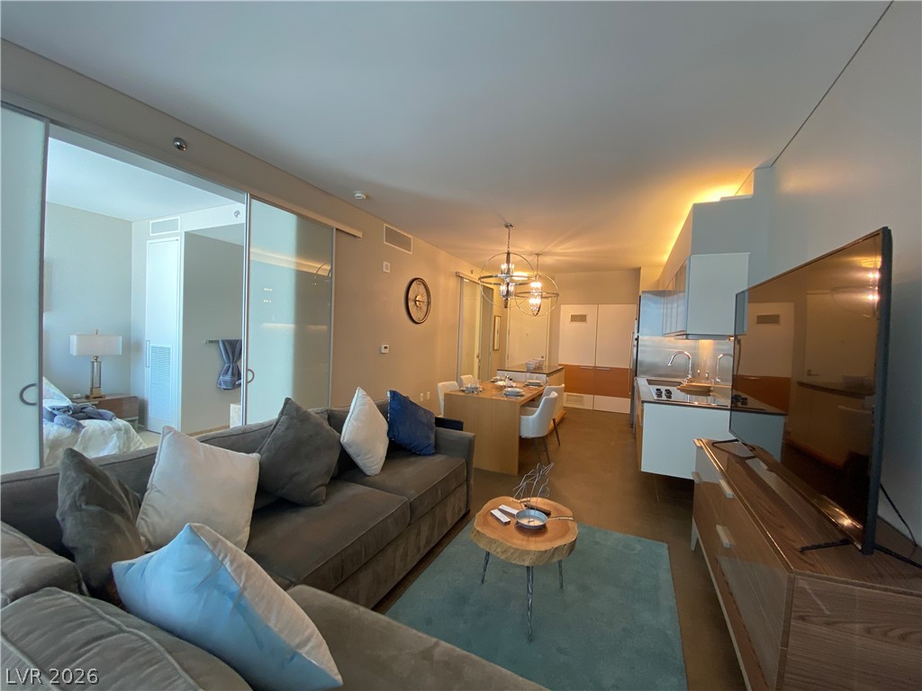 3726 Las Vegas Boulevard 1703
