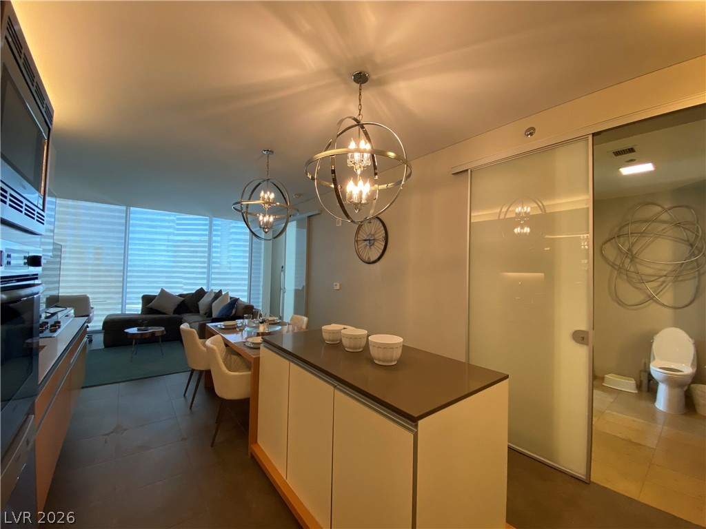 3726 Las Vegas Boulevard 1703