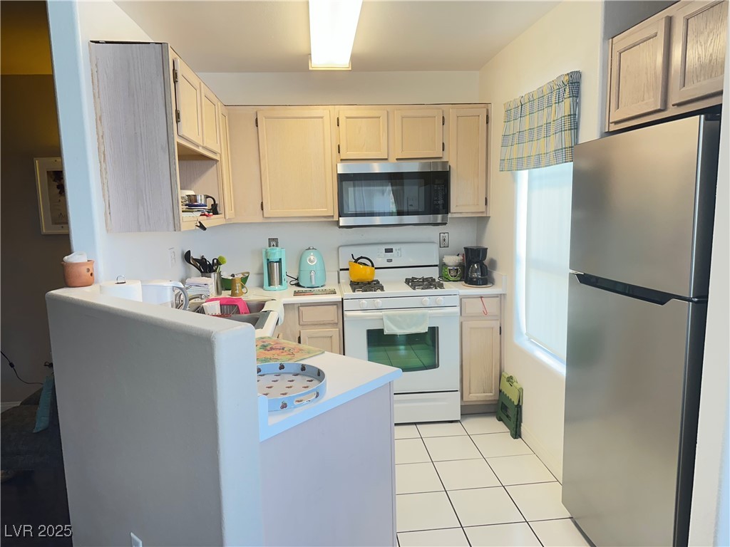 698 S Racetrack Road #322, Henderson, Nevada image 13